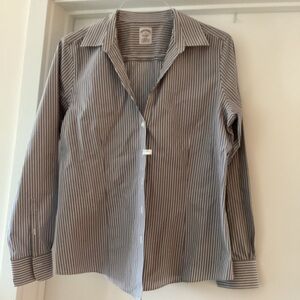 Brooks Brothers Fitted; Non-Iron Stretch Gray and White Striped Shirt